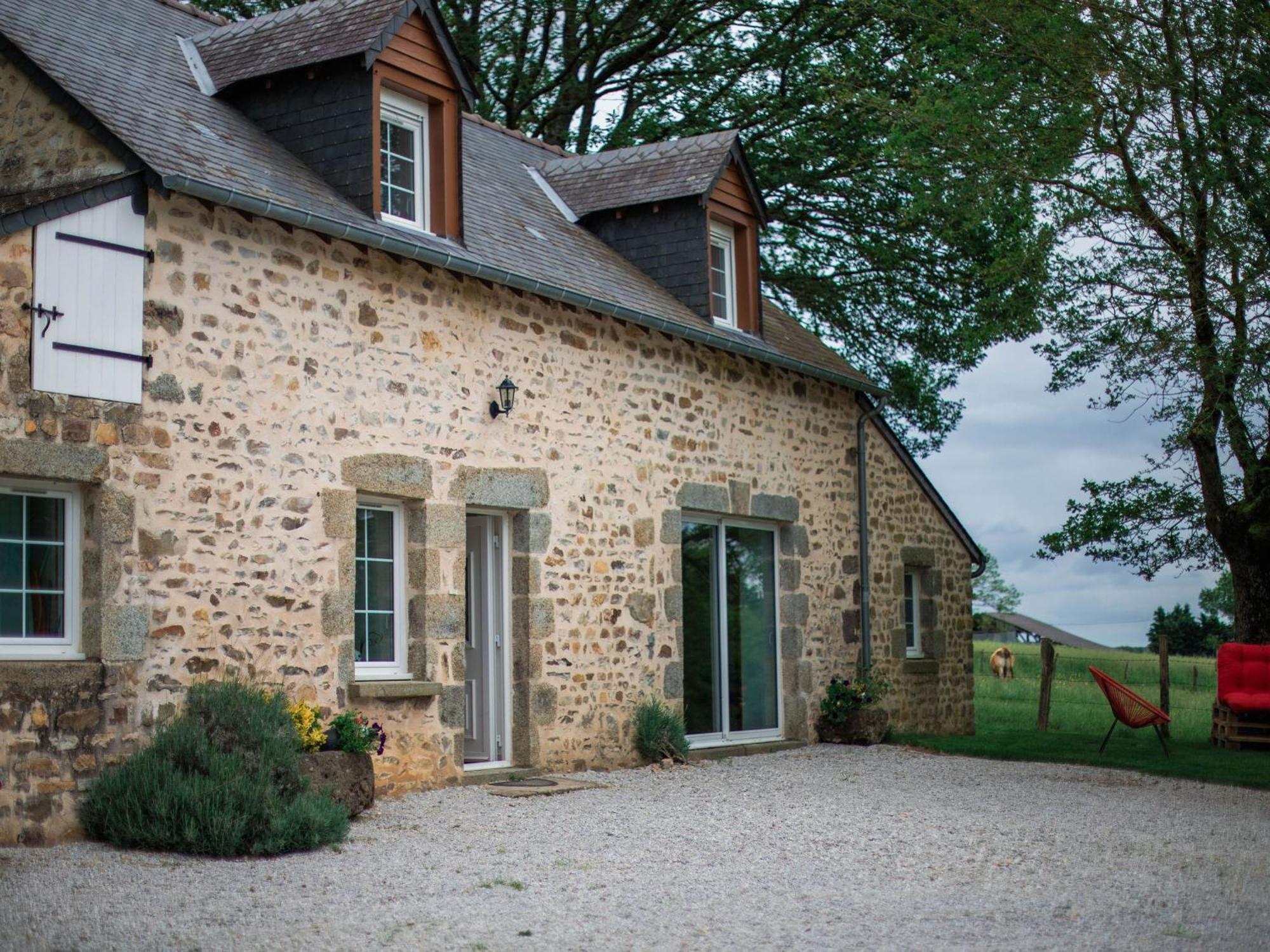 Gite De Charme Renove Avec Cheminee, Terrasse Et Proche Randonnees - Capacite 13 Pers. - Fr-1-410-179 Сен-Леонар-Де-Буа Экстерьер фото